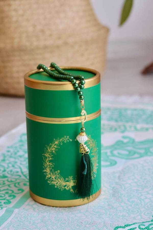 Cylindrical Boxed Prayer Mat And Tasbih Set S1040 Green - 1