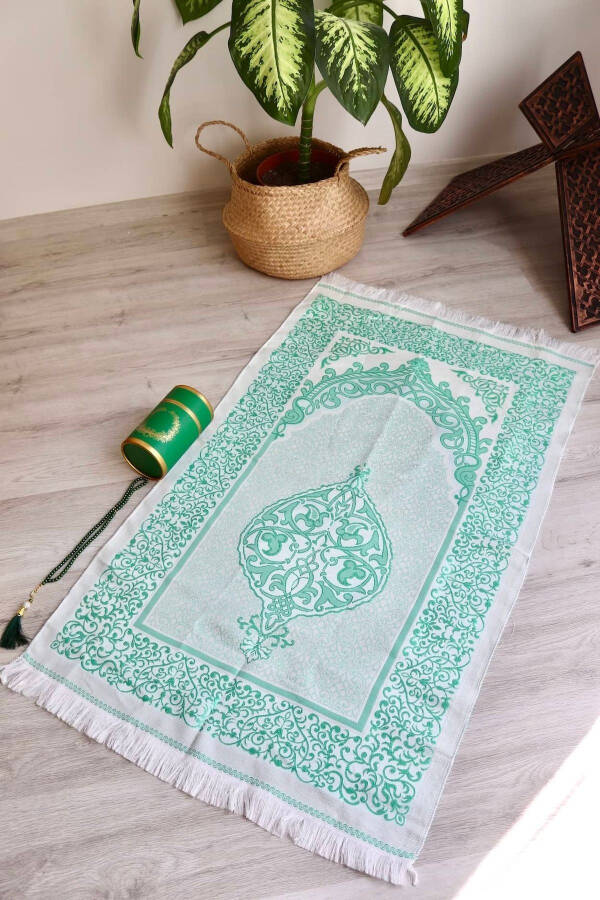 Cylindrical Boxed Prayer Mat And Tasbih Set S1040 Green - 4