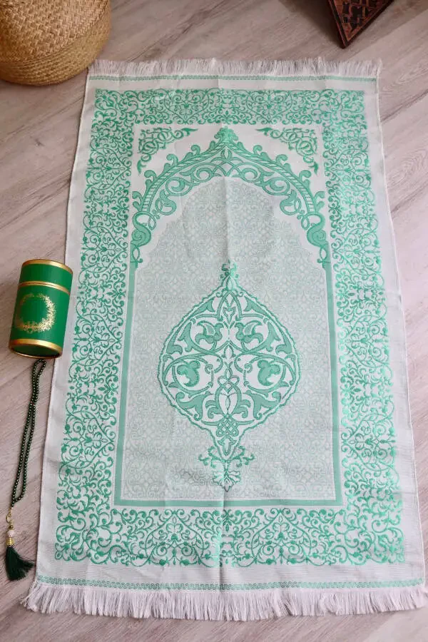 Cylindrical Boxed Prayer Mat And Tasbih Set S1040 Green - 5