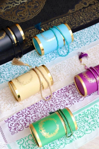 Cylindrical Boxed Prayer Mat And Tasbih Set S1040 Green - 6