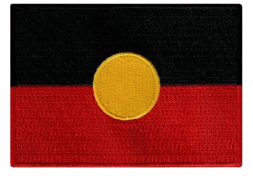 Cypress Collectibles - Aboriginal Flag Patch - Premium kashtado'z Appliqué - Okeaniya Mamlakati Dazmollanadigan Yamalar - Olchamlari: 3,5