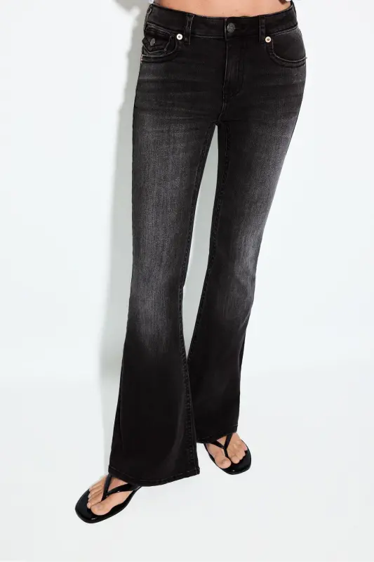 D04 Düşük Bel Çan Paça Jean - Siyah Denim - 3