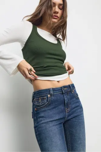D04 low waist flared jeans-FADED EFFECT MEDIUM BLUE DENIM - 3