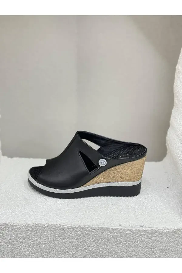 D24YT-2030 Genuine Leather 9CM Padded Sole Slippers Women - 3