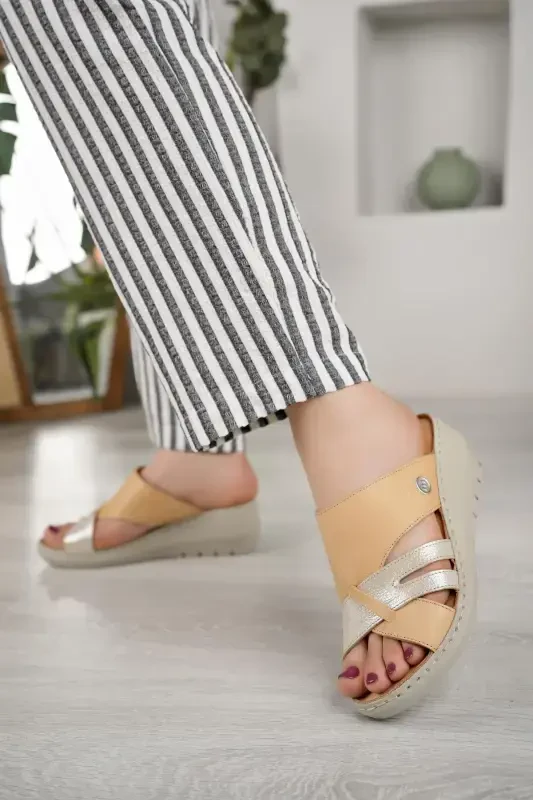 D24yt 2130 Beige Genuine Leather Women's Wedge Sandals - 3