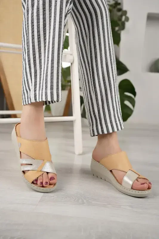 D24yt 2130 Beige Genuine Leather Women's Wedge Sandals - 4