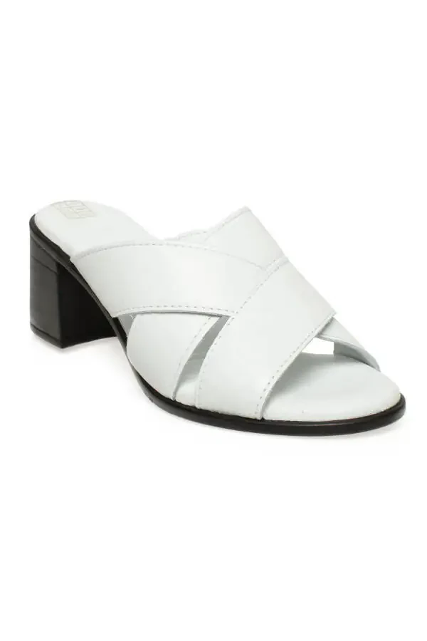 D24Yt-2365Z White Women's Heeled Sandals - 1