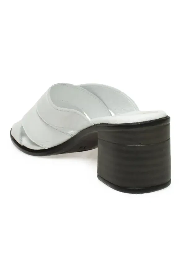 D24Yt-2365Z White Women's Heeled Sandals - 4