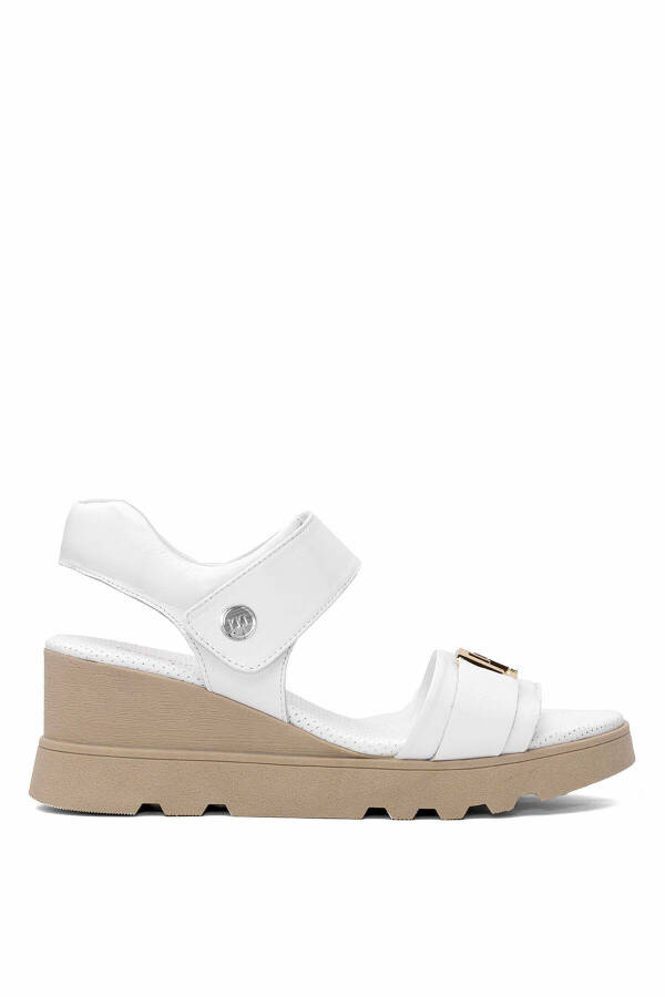 D25YS-2995 Women's Genuine Leather Padded Heel Sandals White - 1