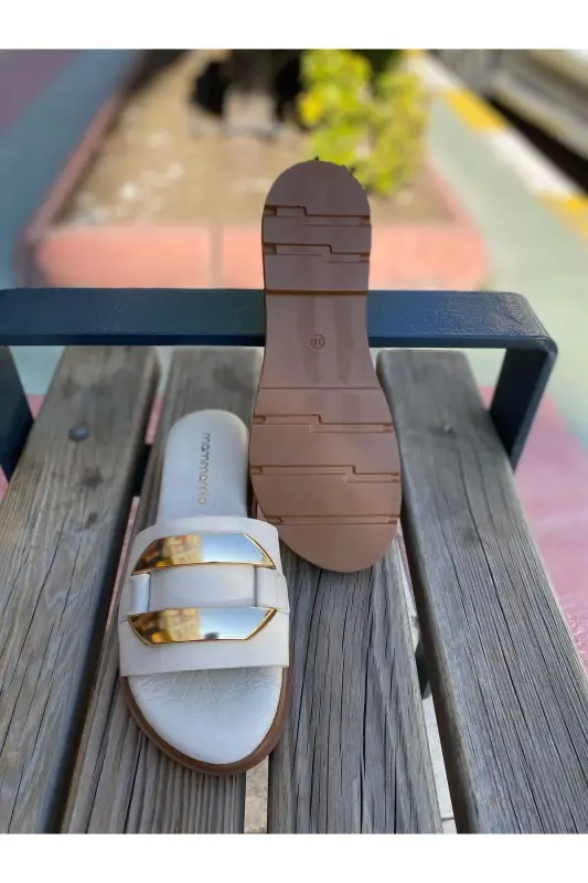 D25YT-1375 Women's Genuine Leather Flat Sandals Bone Color-Bone Sole - 5