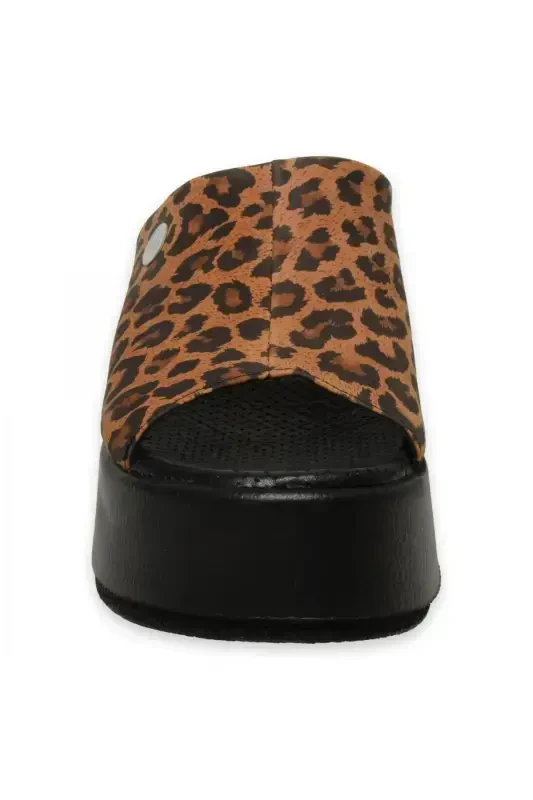 D25Yt-1565Z Daily Cinnamon Women's Slippers-TOBACCO LEOPARD - 3