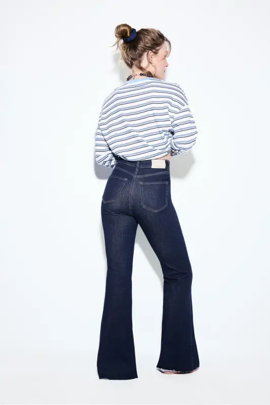 D74 slim fit İspanyol paça jean - Mavi Denim - 5