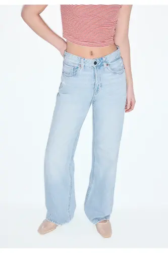 D92 Straight Fit Geniş Paça Jean - Açık Mavi - STRADIVARIUS (1)