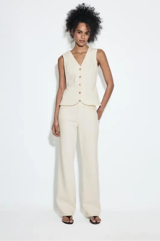 D92 straight fit широкие джинсы - Экрю1 - STRADIVARIUS