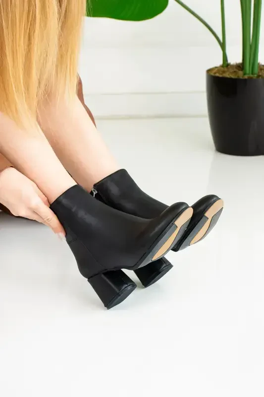 Daily Women's Black Boot Chunky Heel Zippered Comfortable Lightweight Short Bootie 2001-Black - 3