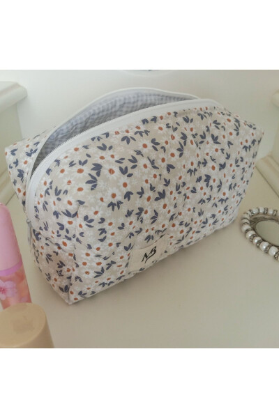 Daisy Land Makeup Bag - Large Size - 8