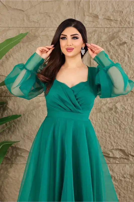 Dalya Tulli Dekolte Dizayn Abiye - Yashil - 2