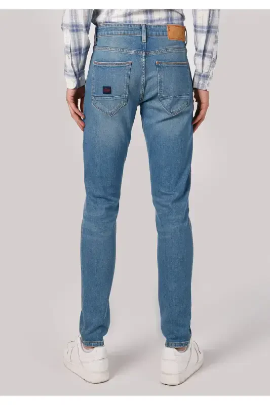 Danny Dar Fit Low Rise Straight Leg Jean Men's Pants - 2