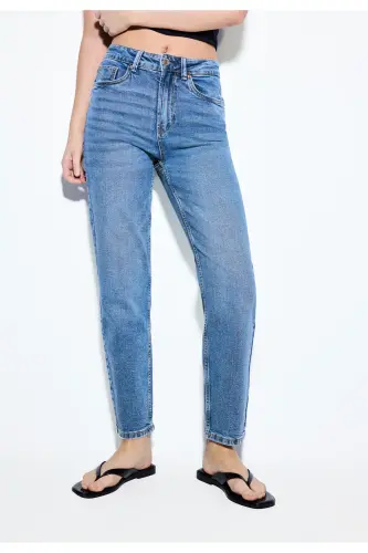 1465 Mom Fit Dar Kesim Jean - Orta açık mavi denim - 3
