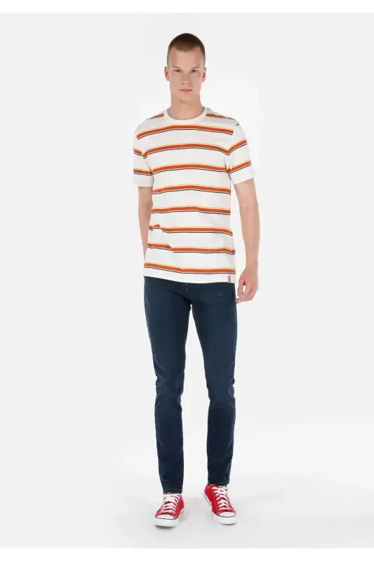 Dark blue skinny fit, low rise, slim leg pants for men. - COLIN’S