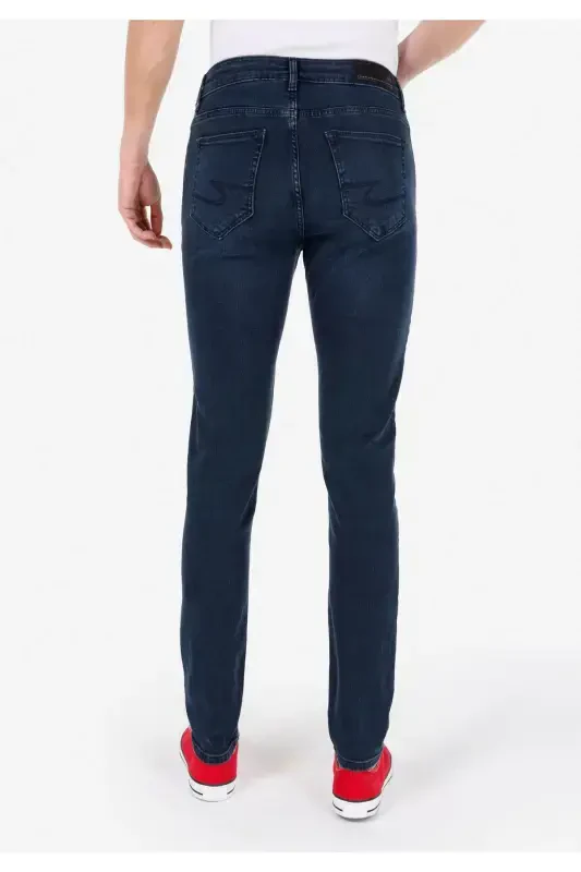 Dark blue skinny fit, low rise, slim leg pants for men. - 2