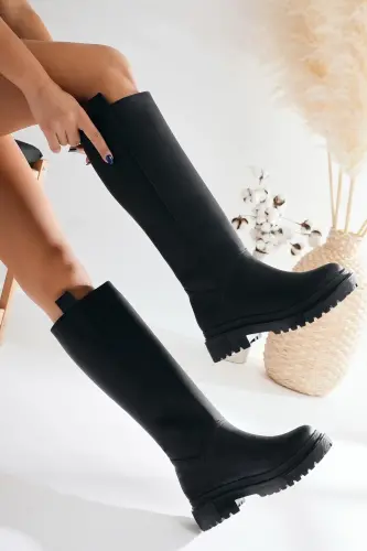 Dayna Black Chunky Sole Pull-On Women's Boot-Black - 5