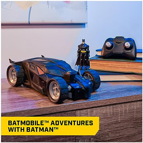 DC Comics, Batman Batmobile Masofaviy boshqaruvli Mashina, 4 dyuymli Batman figurasi bilan oson boshqarish, 4 yosh va undan katta bo'lgan bolalar uchun o'yinchoqlar - 2