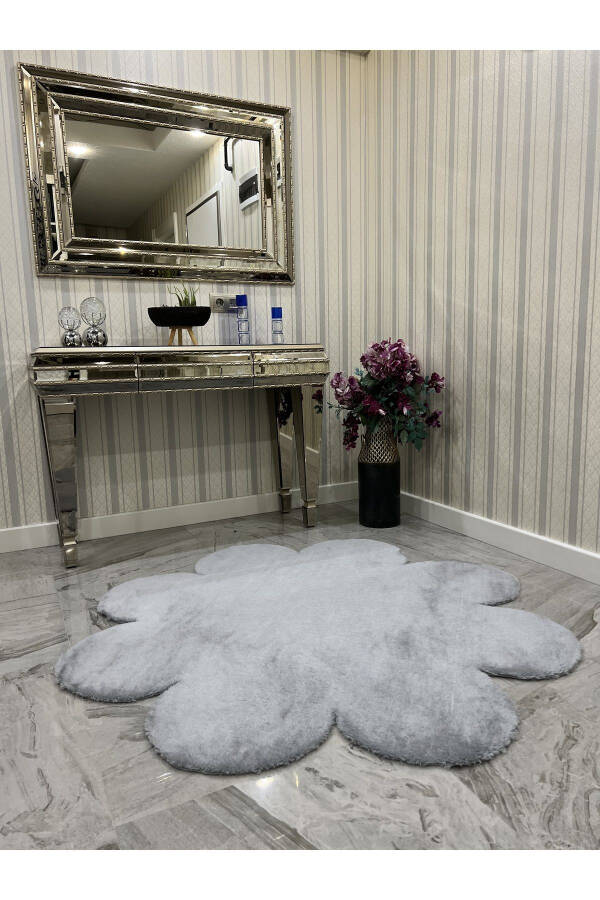 Decorative Grey Plush Soft Daisy Modern Rug - 1