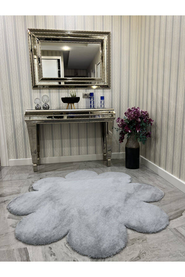 Decorative Grey Plush Soft Daisy Modern Rug - 2