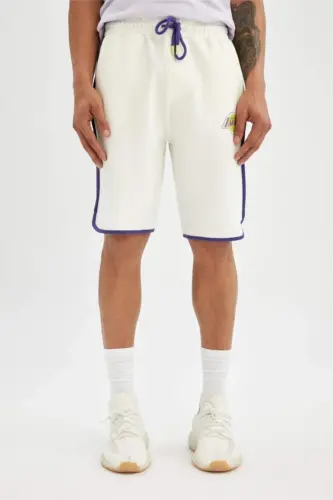 DeFactoFit NBA Los Angeles Lakers Standart Fit Qisqa Shim Shorlari Ekru - 1
