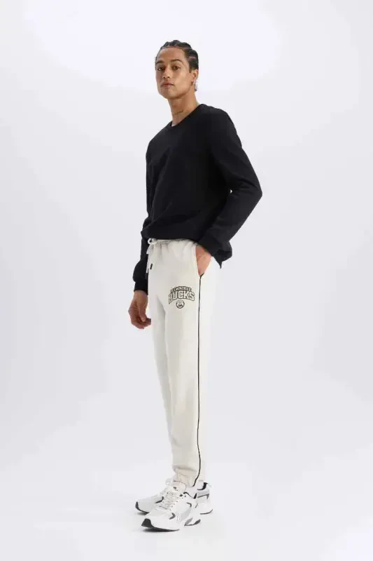 DeFactoFit NBA Milwaukee Bucks Jogger sport shim Standart Fit cho'ntakli elastik bantli shim Skuba sho'ng'in matosi-Tosh - 6