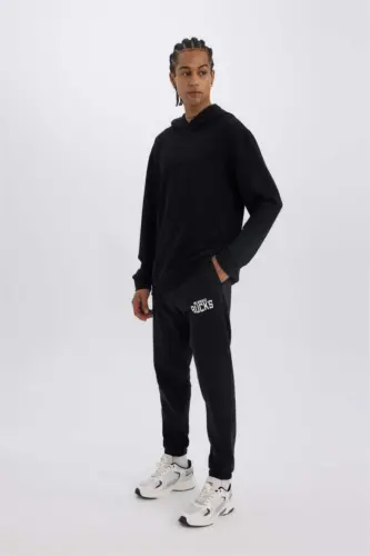 NBA Milwaukee Bucks Kalın Jogger Eşofman Altı Beli Bağcıklı Standart Fit Cepli-Siyah - 1