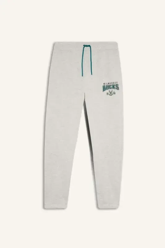 DeFactoFit NBA Milwaukee Bucks Thick Jogger Sweatpants Standard Fit Drawstring Waistband Pocketed-Light Gray Melange - 3