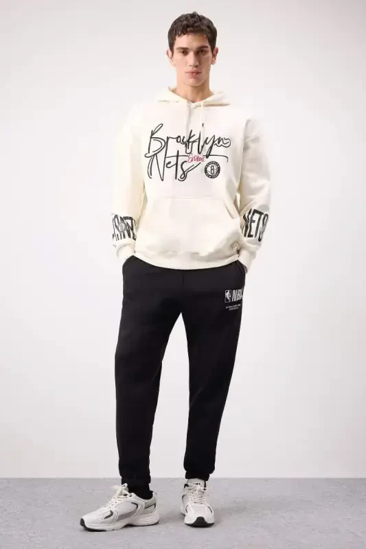 DeFactoFit NBA Wordmark Qalin Jogger Sport Shim Standart Qulay Cho'ntakli Rezinkali Paça-Qora - 5