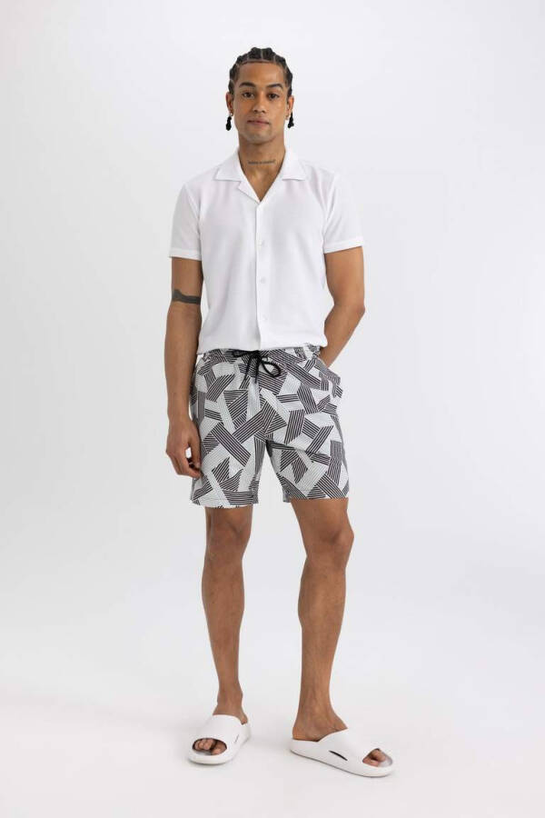 DeFactoFit Regular Fit Bosilgan Elastik Qisqa Denim Shortish Qora - 3