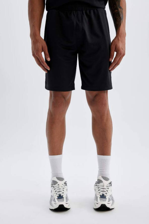 DeFactoFit Slim Fit Sports Shorts Black - 4