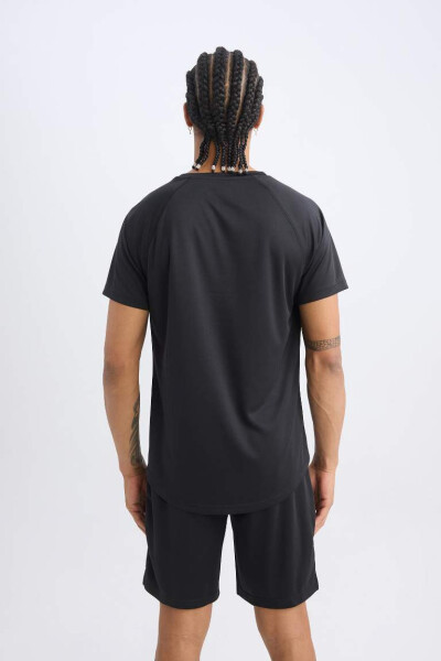 DeFactoFit Slim Fit Velo Yaka Bosilgan Qisqa Yengli Sport T-Shirt Qora - 10