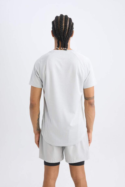 Slim Fit Dar Kesim Bisiklet Yaka Baskılı Sporcu Kısa Kollu Tişört-Açık Gri - 10