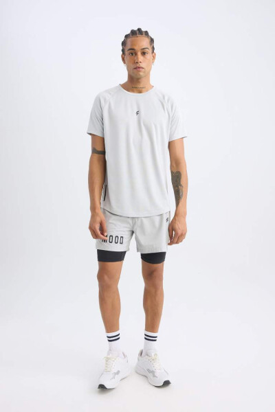 DeFactoFit Slim Fit Yaka Bоsmalı Qisqa Qo'lli Futbolka Оchiq Kulrang - 6