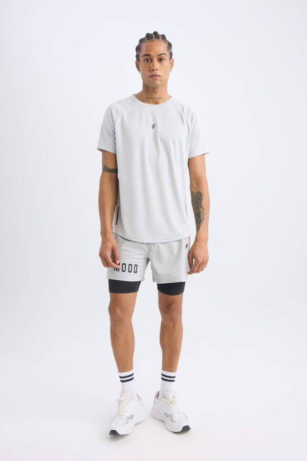 DeFactoFit Slim Fit Yaka Bоsmalı Qisqa Qo'lli Futbolka Оchiq Kulrang - 6