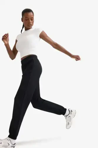 DeFactoFit Sportchi Jogger Yengil Sport Shim Standart Fit Modal Ikki Cho'ntakli Asosiy Tekis-Qora - 3