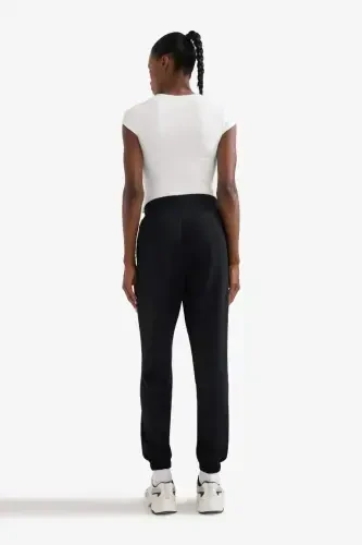 DeFactoFit Sportchi Jogger Yengil Sport Shim Standart Fit Modal Ikki Cho'ntakli Asosiy Tekis-Qora - 6