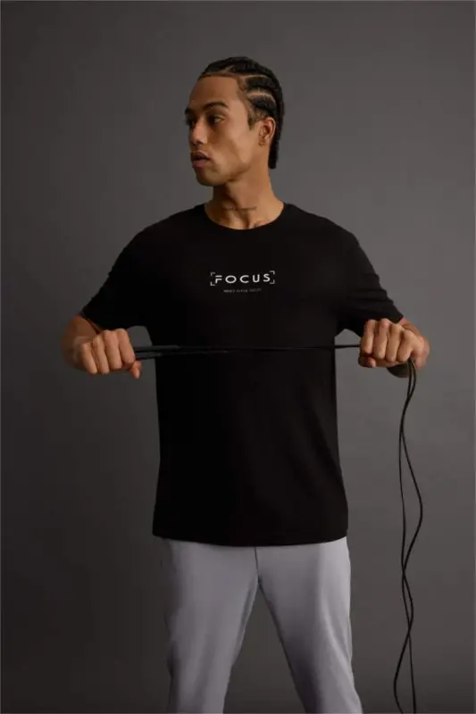 DeFactoFit Standard Fit Crew Neck Printed Short Sleeve T-Shirt-Black - 1