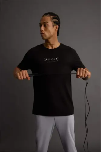 DeFactoFit Standart Fit Велосипедный вырез с короткими рукавами и принтом Футболка-черный 