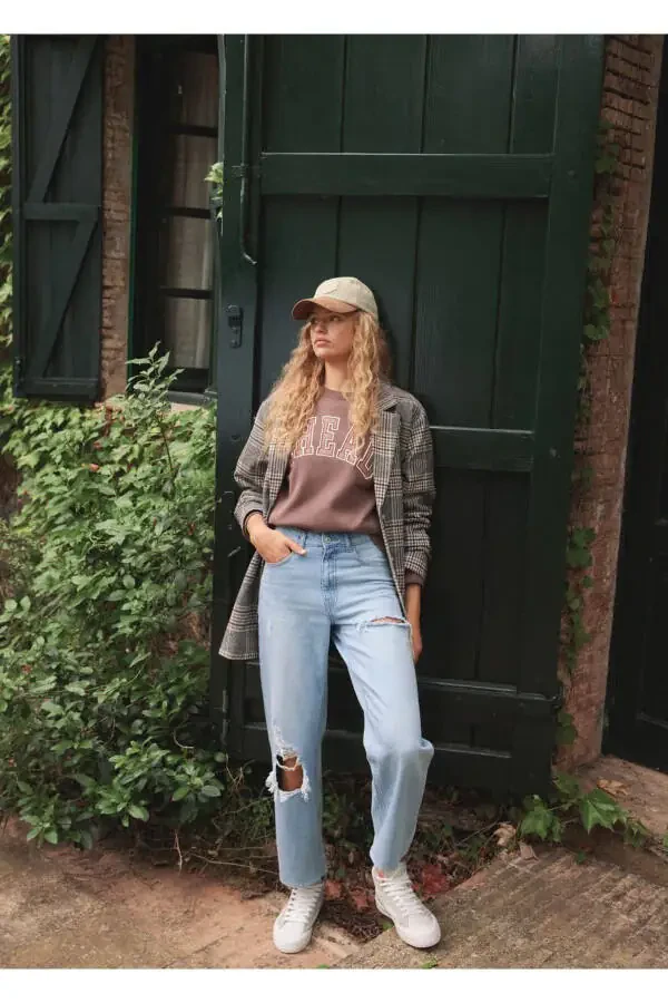 Dekoratif Yırtıklı Düz Kesim Jean-Açık Mavi - 8