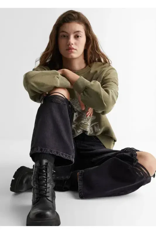 Декоративные рваные прямые джинсы - 8