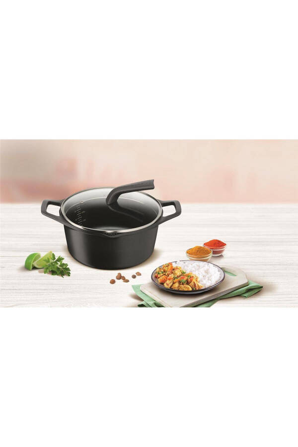 Delicio Cast Iron Deep Pot - 20 Cm - 18