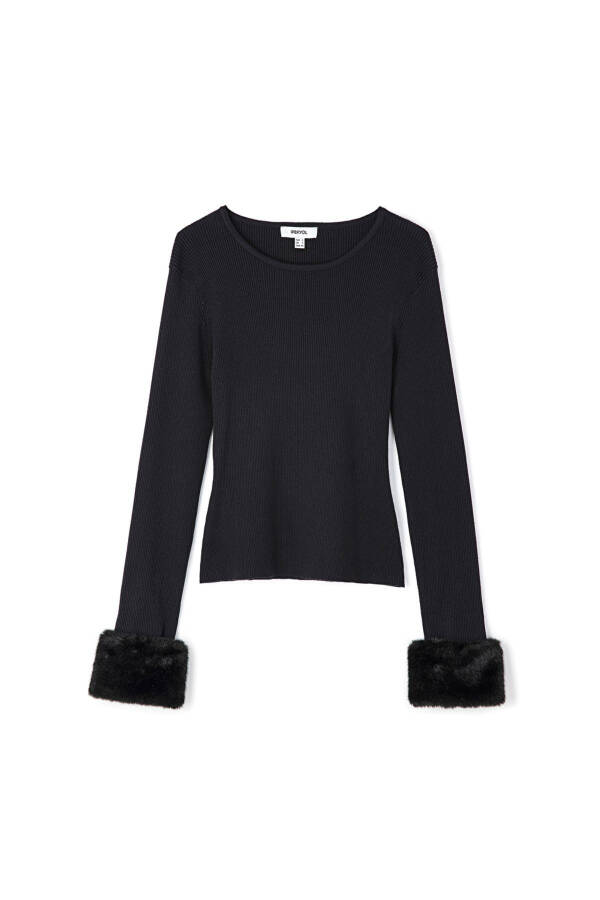 Detachable Faux Fur Trim Jumper - 3