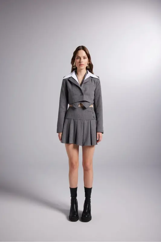 Detachable Shirt Collar Detailed Striped Crop Kira Blazer Jacket Grey - 5