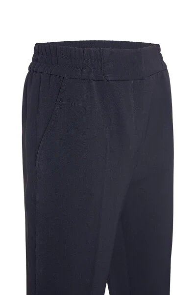 Detailed Cargo Pants - AKER (1)